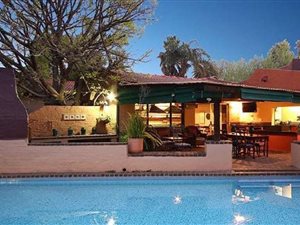 7 Bed House in The Gardens