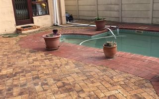 2 Bedroom House in Edgemead