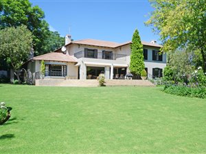 4 Bedroom House in Bryanston West