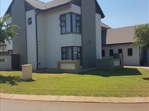 3 Bedroom House in Midstream Ridge Estate