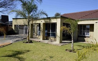 3 Bedroom House in Highveld