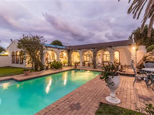 3 Bed House in Tokai