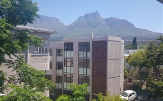 2 Bedroom Apartment in Rondebosch