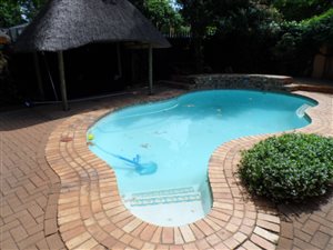 7 Bed, Bed and Breakfast in Airfield
