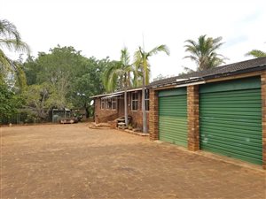 8.6 ha Farm in Baskoppie