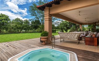 5 Bedroom House in Pecanwood