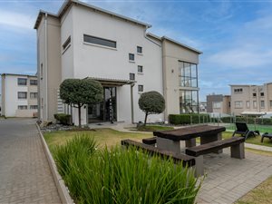 2 Bed Townhouse in Fourways