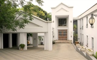5 Bedroom House in Waterkloof Ridge