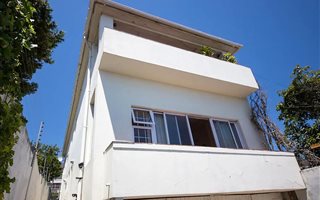 1 Bedroom Apartment in Vredehoek