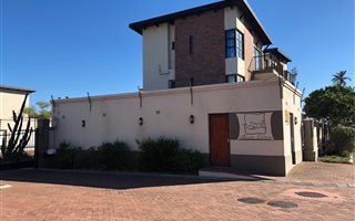 3 Bedroom Apartment in Royal Ascot
