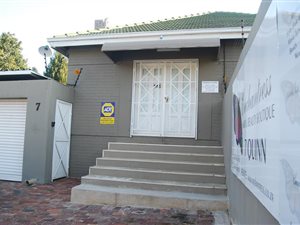 200 m² Office Space in Parkhurst