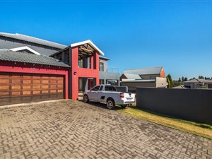 4 Bed House in Radiokop