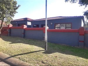 3 Bed House in Boltonia