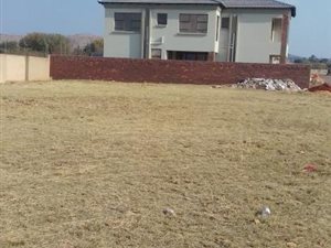 513 m² Land available in Hesteapark