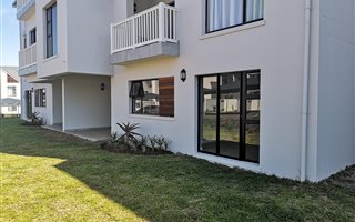 3 Bedroom Apartment in Emberton Estate