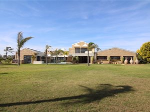 739 ha Farm in Velddrif