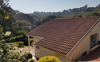 4 Bedroom House in Moseley