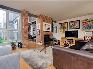 3 Bed Townhouse in Parkview