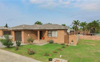 3 Bedroom Townhouse in Winterhoek Park