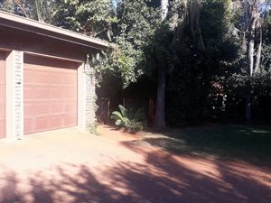 4 Bed House in Die Wilgers
