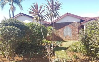 6 Bedroom House in Elti Villas