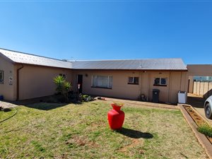 3 Bed House in Hospitaalpark
