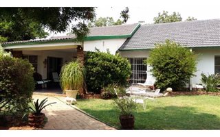 4 Bedroom House in Carletonville