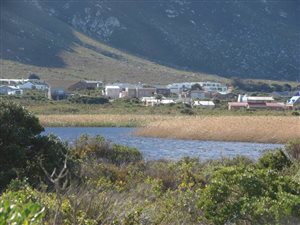 600 m² Land available in Bettys Bay