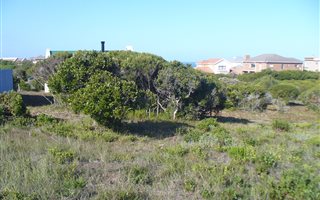 701 m² Land available in Klipfonteyn