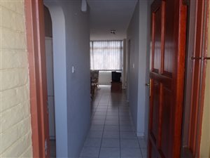 2 Bed Flat in Doonside