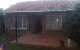 2 Bedroom House in The Orchards
