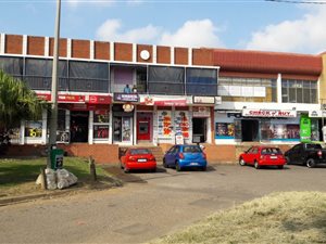 Retail space in Stonebridge