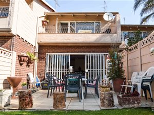 2 Bed Townhouse in Fairmount