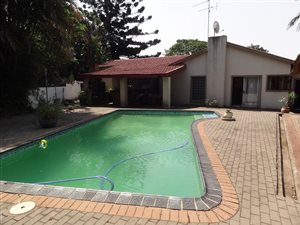 5 Bed House in Pinelands