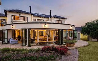 5 Bedroom House in Saddlebrook Estate