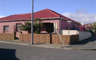 5 Bedroom House in Maitland