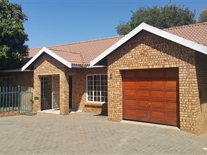 3 Bedroom House in Rustenburg Central