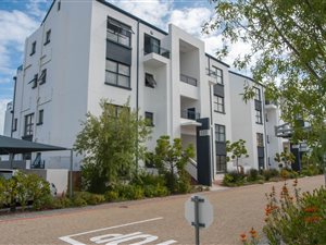 3 Bed Apartment in De Velde