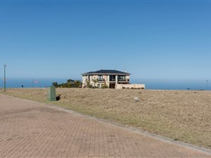 682 m² Land available in Le Grand Golf Estate