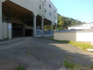 500 m² Commercial space in Briardene