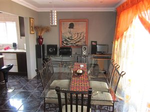 5 Bed House in Heidedal