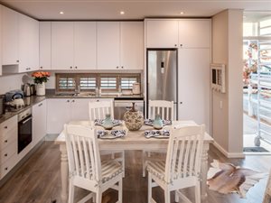 2 Bed Townhouse in Somerset Lakes