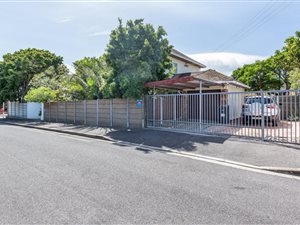 3 Bed House in Plumstead
