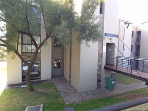 3 Bed Apartment in Emfuleni Golf Estate