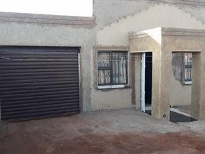 3 Bed House in Lenasia