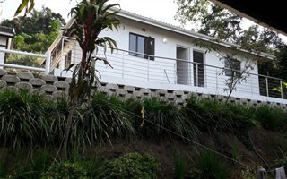 1 Bedroom Garden Cottage in Padfield Park