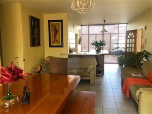 2 Bed Flat in Lydiana