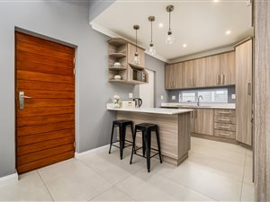 3 Bed House in Mount Pleasant