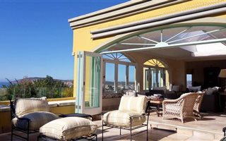 6 Bedroom House in Lower Robberg