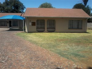 3 Bed House in Brackendowns